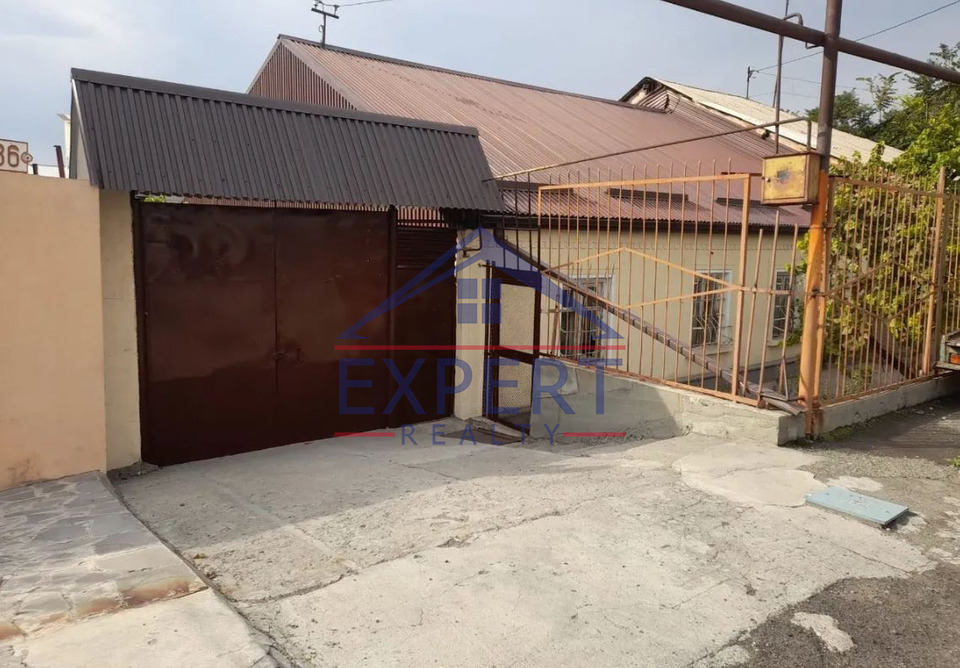 ԷՐԵԲՈՒՆԻ,   ՆՈՐ ԱՐԵՇ, 5  ՍԵՆՅԱԿ