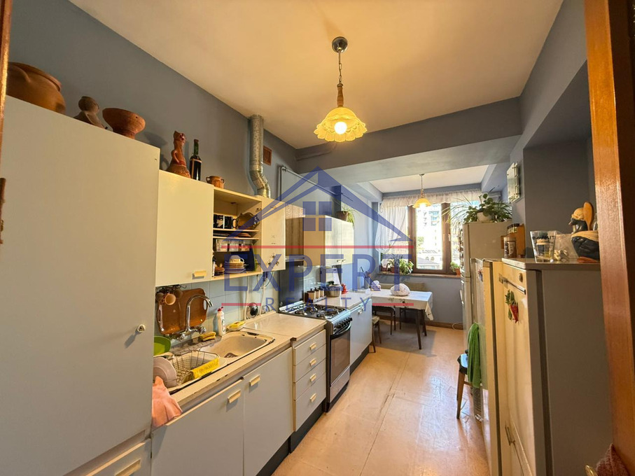 ԿԵՆՏՐՈՆ, ԲԱՂՐԱՄՅԱՆ ՊՈՂՈՏԱ, 4 ՍԵՆՅԱԿ