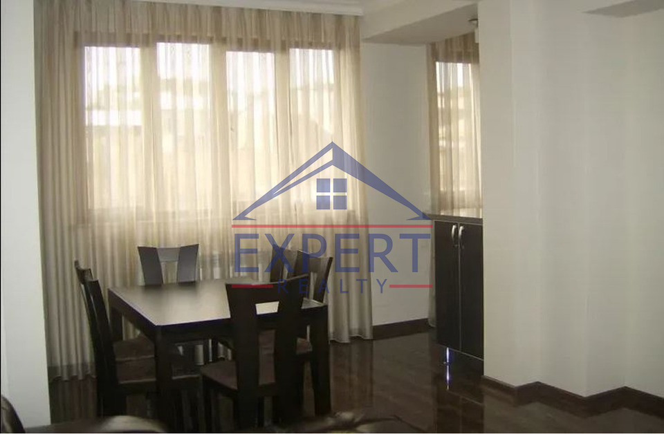 ԿԵՆՏՐՈՆ, ԱԴՄԻՐԱԼ ԻՍԱԿՈՎ  2 ՍԵՆՅԱԿ