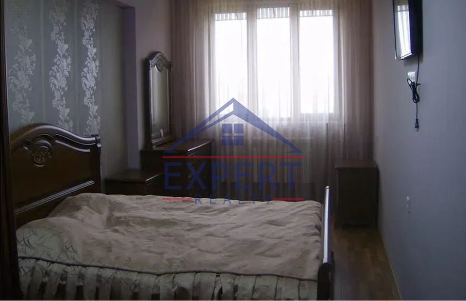 ԿԵՆՏՐՈՆ, ԱԴՄԻՐԱԼ ԻՍԱԿՈՎ  2 ՍԵՆՅԱԿ