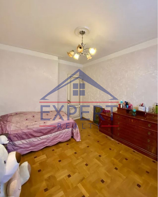 ԱՐԱԲԿԻՐ, ՎԱՂԱՐՇ ՎԱՂԱՐՇՅԱՆ  4 ՍԵՆՅԱԿ