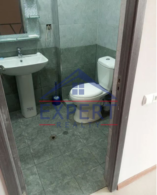 ԷՐԵԲՈՒՆԻ, ԷՐԵԲՈՒՆՈՒ ՓՈՂՈՑ, 6 ՍԵՆՅԱԿ