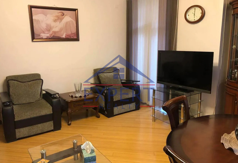 ԿԵՆՏՐՈՆ, ԲՈՒԶԱՆԴԻ ՓՈՂՈՑ, 3 ՍԵՆՅԱԿ