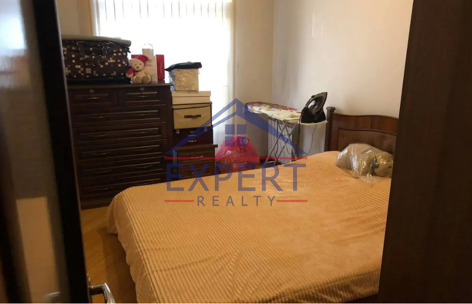 ԿԵՆՏՐՈՆ, ԲՈՒԶԱՆԴԻ ՓՈՂՈՑ, 3 ՍԵՆՅԱԿ