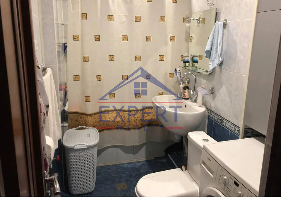 ԿԵՆՏՐՈՆ, ԲՈՒԶԱՆԴԻ ՓՈՂՈՑ, 3 ՍԵՆՅԱԿ