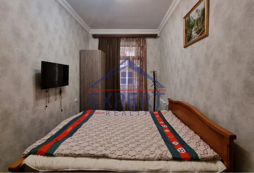 ԿԵՆՏՐՈՆ, ԲՈՒԶԱՆԴԻ  ՓՈՂՈՑ, 3 ՍԵՆՅԱԿ