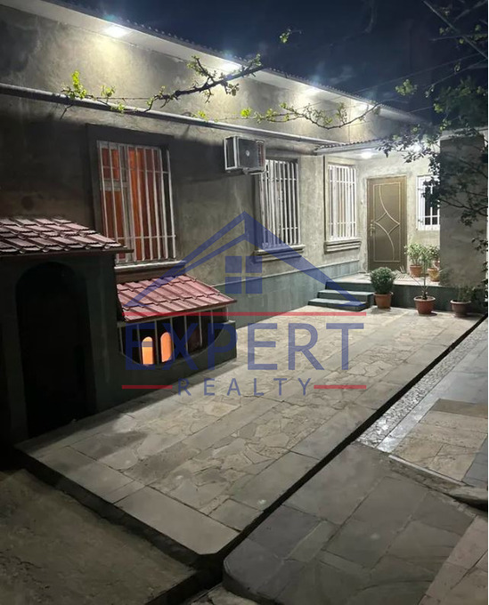 ԷՐԵԲՈՒՆԻ, ՆՈՐ ԱՐԵՇ , 7 ՍԵՆՅԱԿ