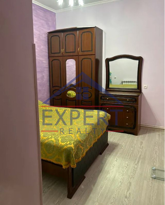 ԷՐԵԲՈՒՆԻ, ՆՈՐ ԱՐԵՇ , 7 ՍԵՆՅԱԿ