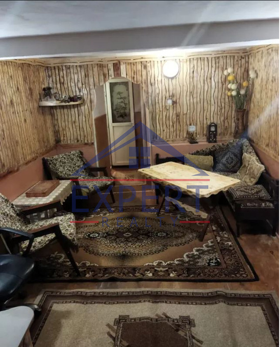 ԷՐԵԲՈՒՆԻ, ՆՈՐ ԱՐԵՇ , 7 ՍԵՆՅԱԿ