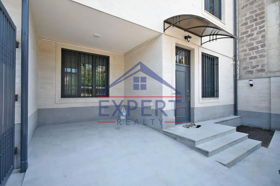 ՔԱՆԱՔԵՌ ԶԵՅԹՈՒՆ, ԳՈԳՈԼԻ ՓՈՂՈՑ, 4 ՍԵՆՅԱԿ