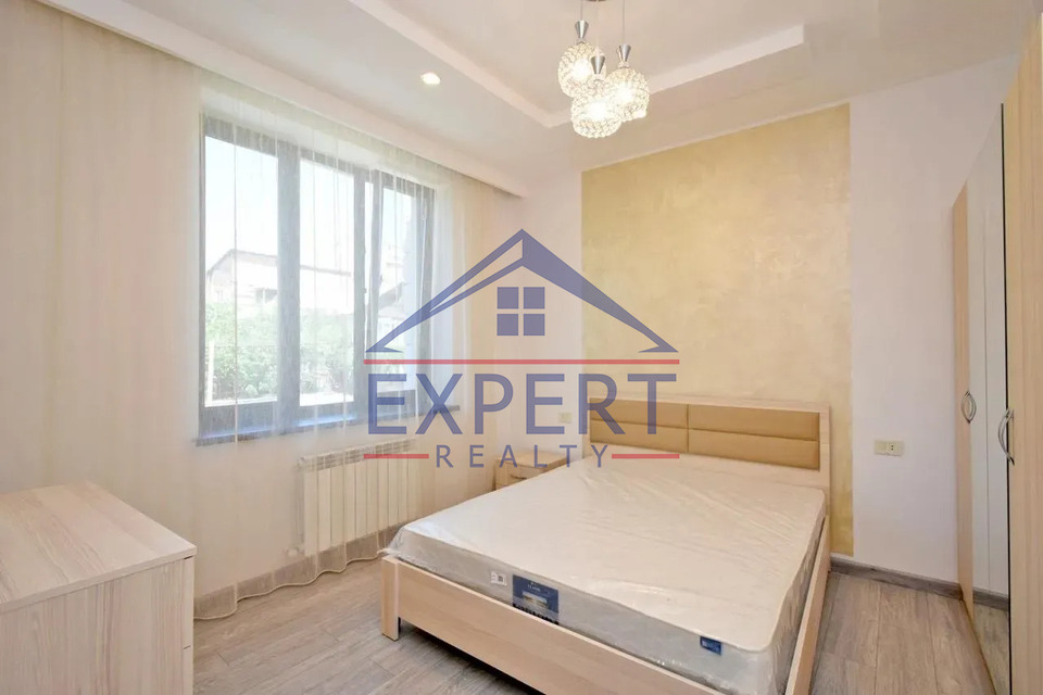 ՔԱՆԱՔԵՌ ԶԵՅԹՈՒՆ, ԳՈԳՈԼԻ ՓՈՂՈՑ, 4 ՍԵՆՅԱԿ