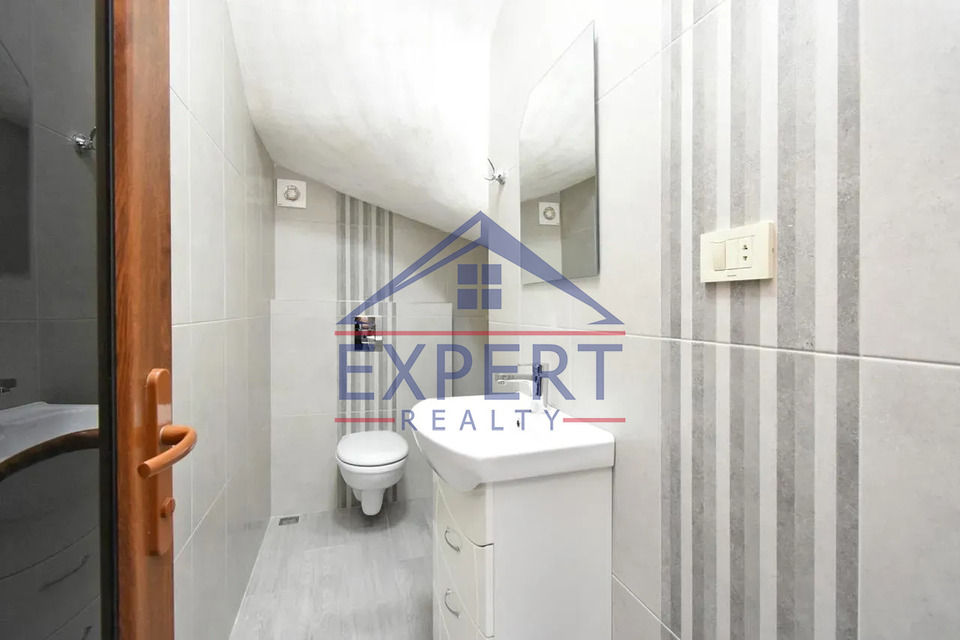 ՔԱՆԱՔԵՌ ԶԵՅԹՈՒՆ, ԳՈԳՈԼԻ ՓՈՂՈՑ, 4 ՍԵՆՅԱԿ