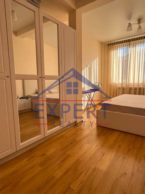 ԱՐԱԲԿԻՐ, ԱԶԱՏՈՒԹՅԱՆ ՊՈՂՈՏԱ, 2 ՍԵՆՅԱԿ