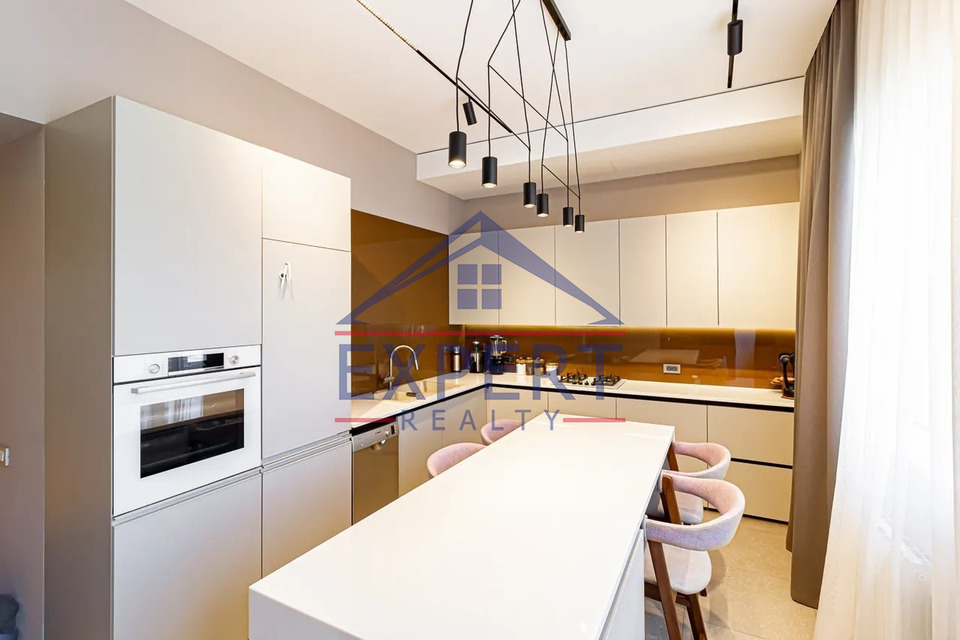 ԿԵՆՏՐՈՆ, ԹՈՒՄԱՆՅԱՆ ՓՈՂՈՑ, 112 ՔՄ․