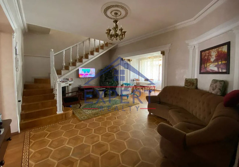 ԿԵՆՏՐՈՆ,ՊԱՐՈՆՅԱՆ ՓՈՂՈՑ 5 ՍԵՆՅԱԿ