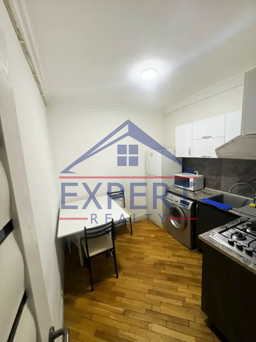 ԿԵՆՏՐՈՆ, ԱԳԱԹԱՆԳԵՂՈՍԻ ՓՈՂՈՑ, 3 ՍԵՆՅԱԿ