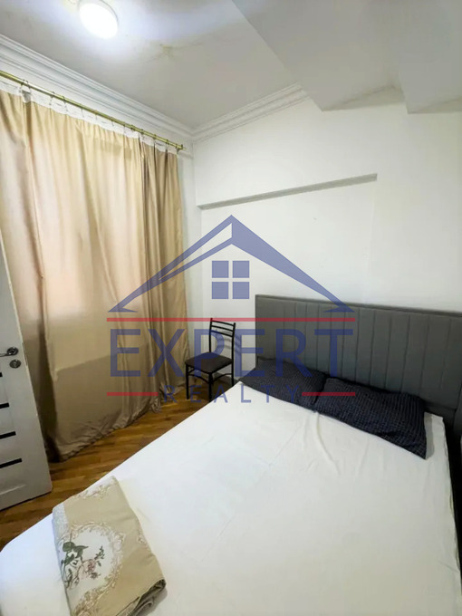 ԿԵՆՏՐՈՆ, ԱԳԱԹԱՆԳԵՂՈՍԻ ՓՈՂՈՑ, 3 ՍԵՆՅԱԿ