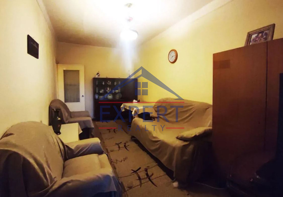 ԱՐԱԲԿԻՐ, ՀԱԿՈԲ ՀԱԿՈԲՅԱՆ , 2 ՍԵՆՅԱԿ