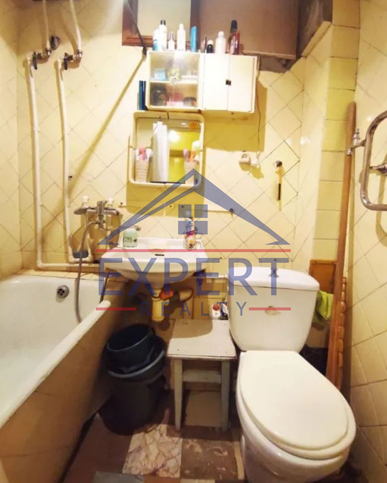 ԱՐԱԲԿԻՐ, ՀԱԿՈԲ ՀԱԿՈԲՅԱՆ , 2 ՍԵՆՅԱԿ