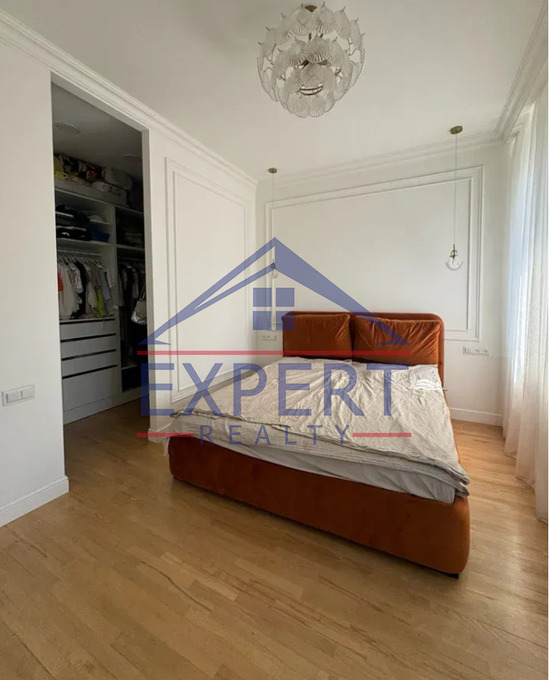 ԿԵՆՏՐՈՆ, ՀԱՆՐԱՊԵՏՈՒԹՅԱՆ ՓՈՂՈՑ, 3 ՍԵՆՅԱԿ