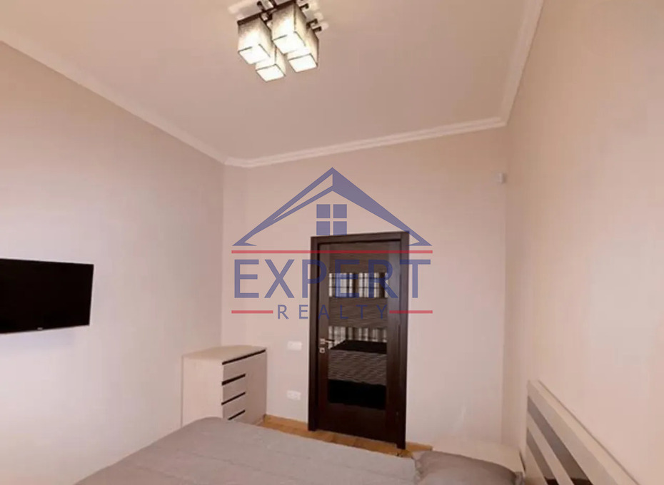 ԿԵՆՏՐՈՆ, ՎԵՐԻՆ ԱՆՏԱՌԱՅԻՆ ՓՈՂՈՑ, 2 ՍԵՆՅԱԿ