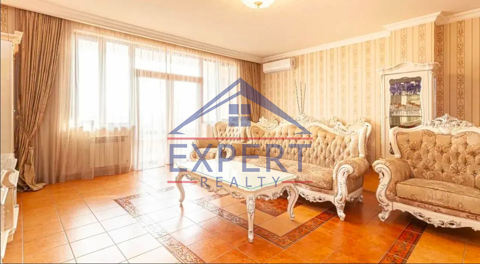 ԿԵՆՏՐՈՆ, ՍԱՅԱԹ ՆՈՎԱ  3 ՍԵՆՅԱԿ