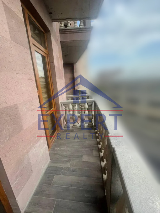 ԱՐԱԲԿԻՐ, ԱԴՈՆՑԻ ՓՈՂՈՑ, 190 ՔՄ