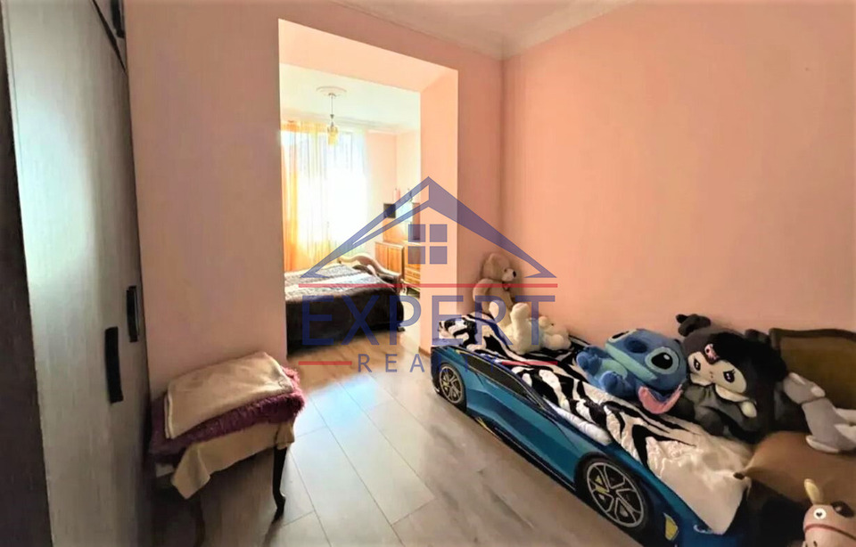 ՔԱՆԱՔԵՌ-ԶԵՅԹՈՒՆ, Ա․ԱՀԱՐՈՆՅԱՆ ՓՈՂՈՑ, 4 ՍԵՆՅԱԿ