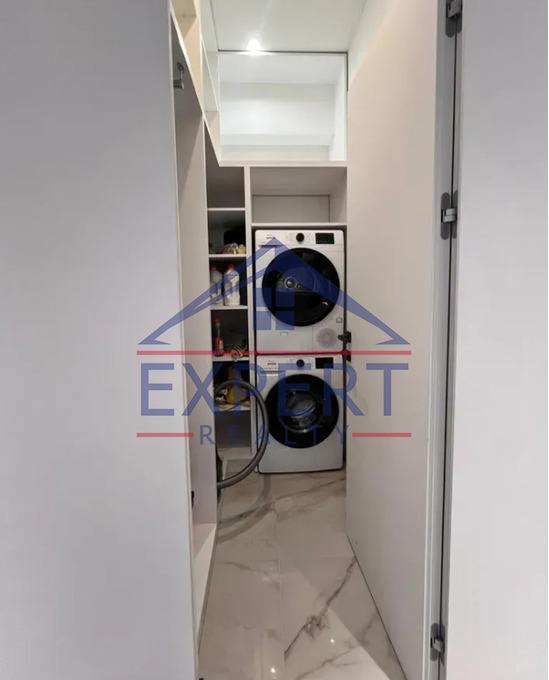 ՔԱՆԱՔԵՌ-ԶԵՅԹՈՒՆ, ԳՈԳՈԼԻ ՓՈՂՈՑ, 2 ՍԵՆՅԱԿ