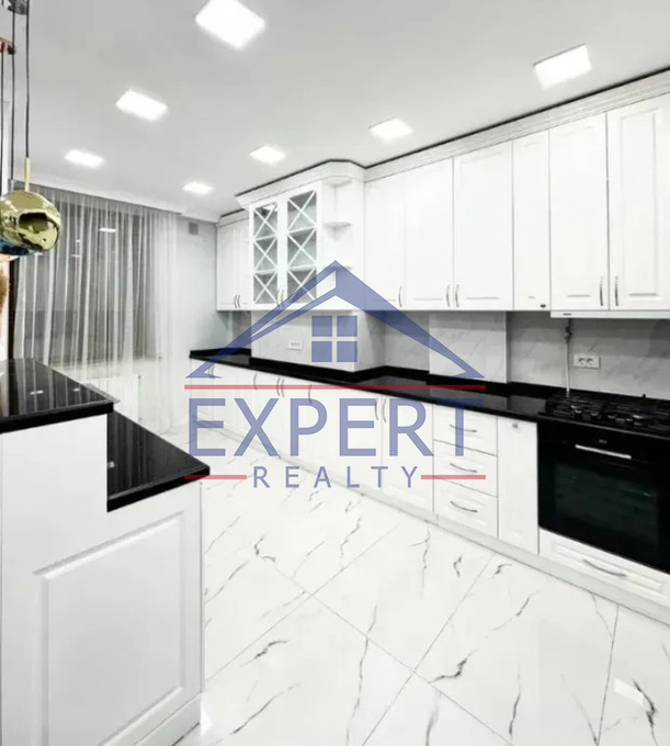 ԿԵՆՏՐՈՆ, ԱՐԱՄԻ ՓՈՂՈՑ, 4 ՍԵՆՅԱԿ