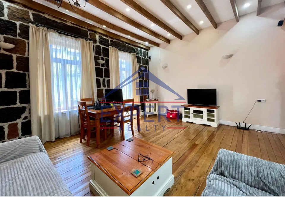 ԿԵՆՏՐՈՆ, ՊՈՒՇԿԻՆ ՓՈՂՈՑ, 3 ՍԵՆՅԱԿ