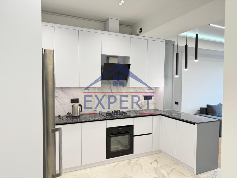 ԱՐԱԲԿԻՐ, ԿՈՄԻՏԱՍԻ ՊՈՂՈՏԱ, 3 ՍԵՆՅԱԿ