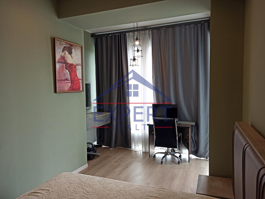 ՔԱՆԱՔԵՌ-ԶԵՅԹՈՒՆ, ՈՒԼՆԵՑՈՒ ՓՈՂՈՑ, 2 ՍԵՆՅԱԿ