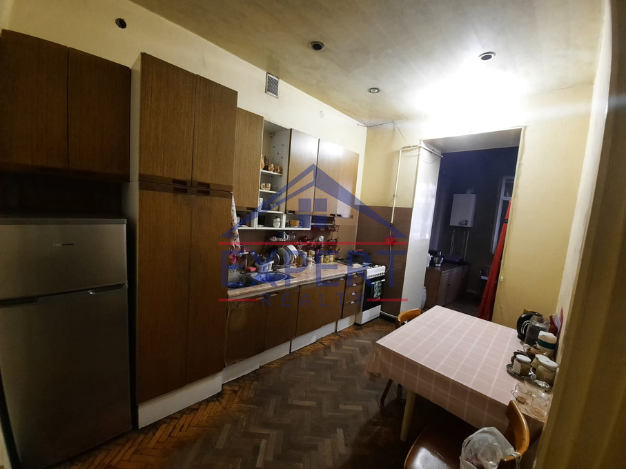 ԿԵՆՏՐՈՆ, ԹՈՒՄԱՆՅԱՆ ՓՈՂՈՑ, 3 ՍԵՆՅԱԿ