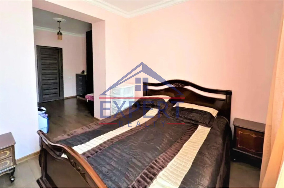 ՔԱՆԱՔԵՌ-ԶԵՅԹՈՒՆ, Ա․ԱՀԱՐՈՆՅԱՆ ՓՈՂՈՑ, 4 ՍԵՆՅԱԿ