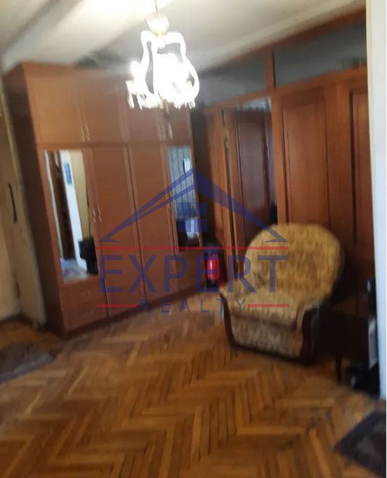 ԿԵՆՏՐՈՆ, ԽՈՐԵՆԱՑՈՒ ՓՈՂՈՑ , 3 ՍԵՆՅԱԿ