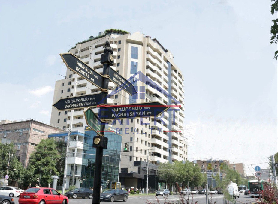 ԱՐԱԲԿԻՐ, ԿՈՄԻՏԱՍԻ ՊՈՂՈՏԱ, 3 ՍԵՆՅԱԿ