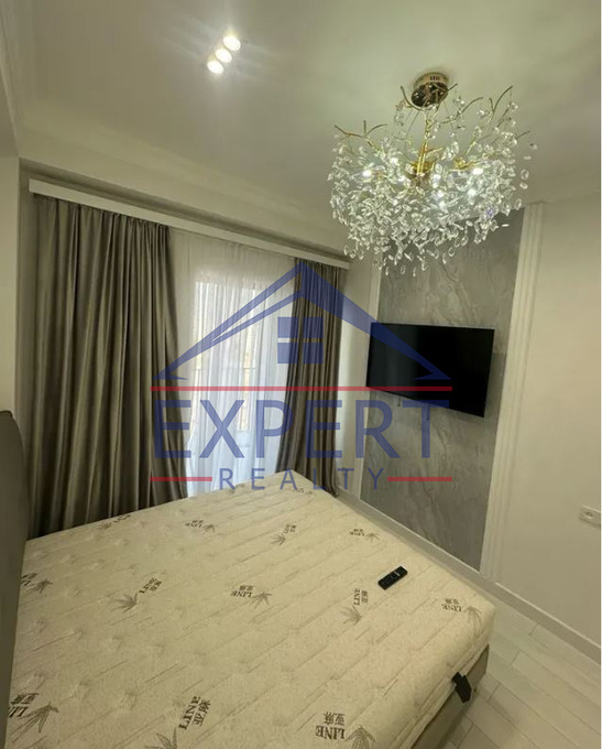 ԱՐԱԲԿԻՐ, ԿՈՄԻՏԱՍԻ ՊՈՂՈՏԱ, 3 ՍԵՆՅԱԿ