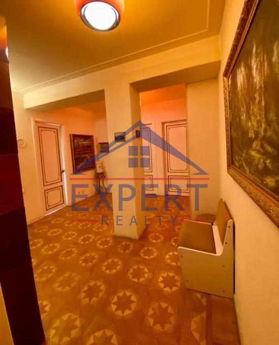 ԱՐԱԲԿԻՐ, ՎԱՂԱՐՇ ՎԱՂԱՐՇՅԱՆ  4 ՍԵՆՅԱԿ