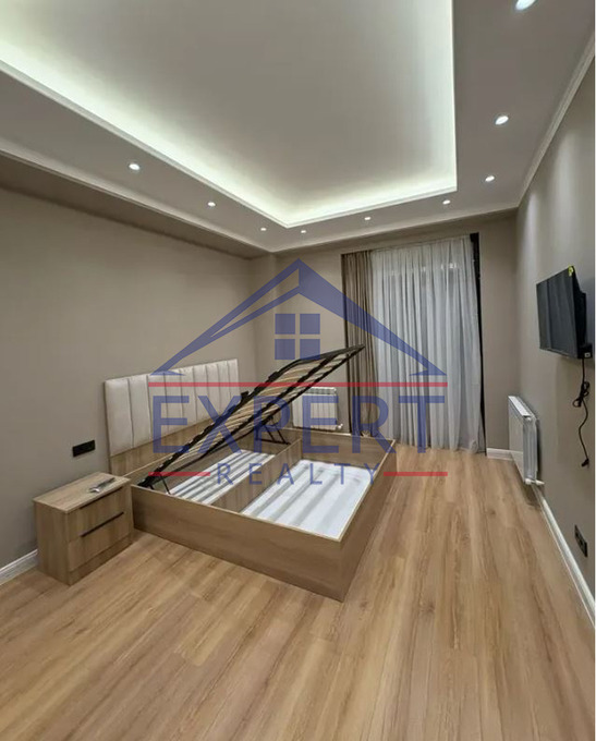 ԱՐԱԲԿԻՐ, ԿՈՄԻՏԱՍԻ ՊՈՂՈՏԱ, 2 ՍԵՆՅԱԿ