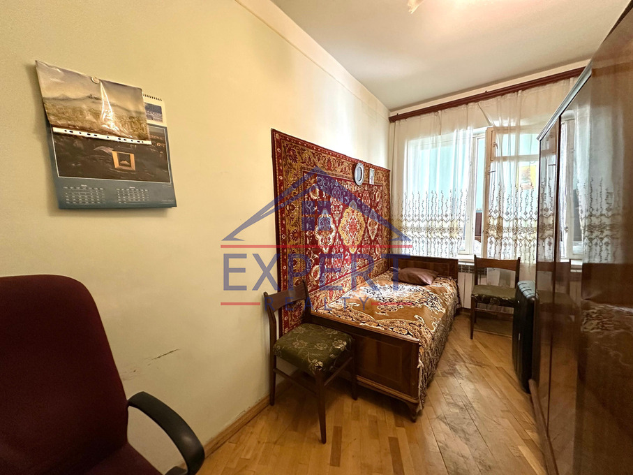 ԱՐԱԲԿԻՐ, ԱԶԱՏՈՒԹՅԱՆ ՊՈՂՈՏԱ, 3 ՍԵՆՅԱԿ