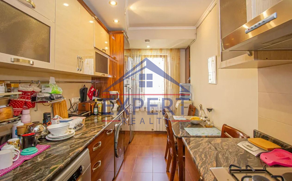 ԱՐԱԲԿԻՐ, ԳՅՈՒԼԲԵՆԿՅԱՆ ՓՈՂՈՑ, 3 ՍԵՆՅԱԿ