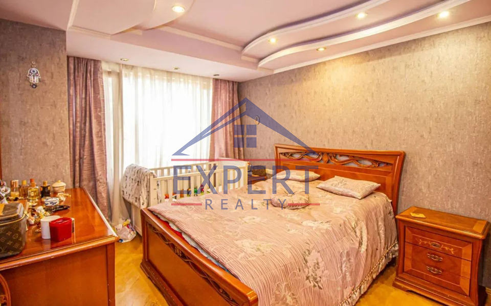 ԱՐԱԲԿԻՐ, ԳՅՈՒԼԲԵՆԿՅԱՆ ՓՈՂՈՑ, 3 ՍԵՆՅԱԿ