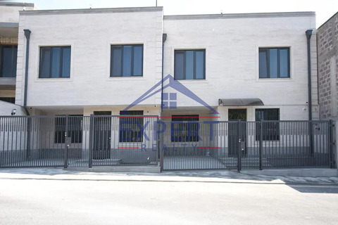 ՔԱՆԱՔԵՌ ԶԵՅԹՈՒՆ, ԳՈԳՈԼԻ ՓՈՂՈՑ, 4 ՍԵՆՅԱԿ