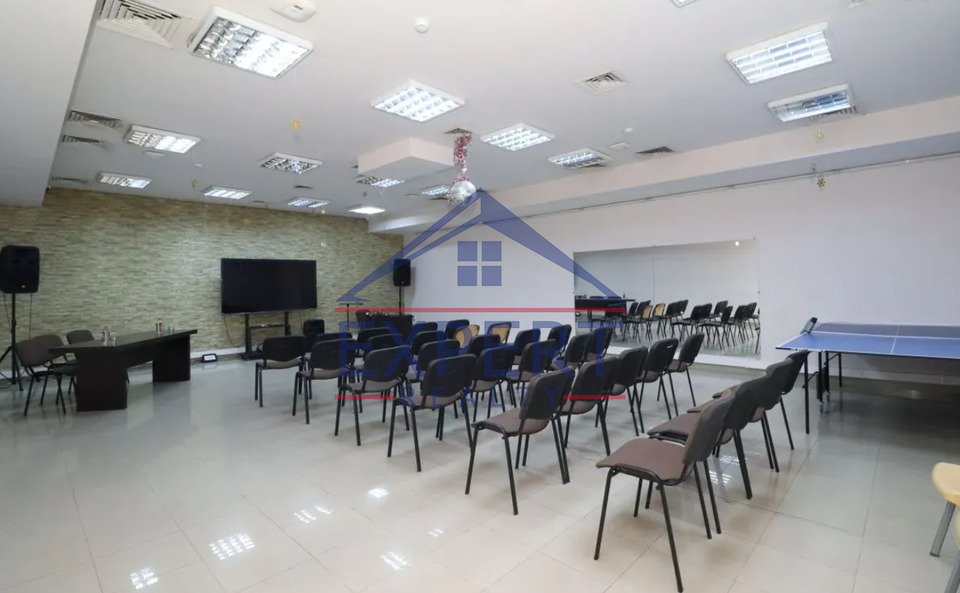 ԱՐԱԲԿԻՐ, ԿՈՄԻՏԱՍԻ ՊՈՂՈՏԱ, 3 ՍԵՆՅԱԿ