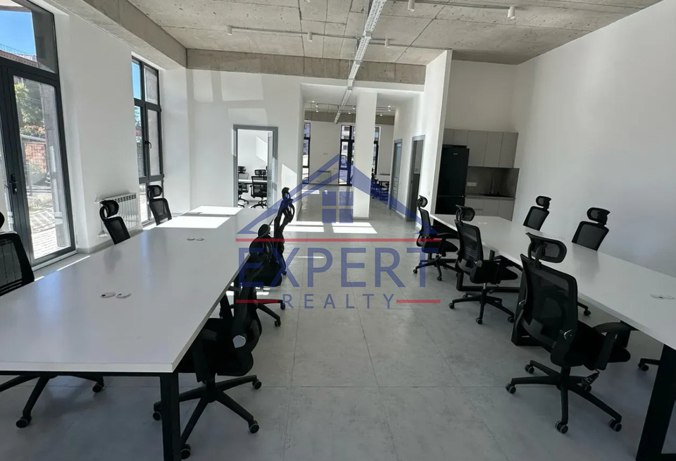 ՔԱՆԱՔԵՌ-ԶԵՅԹՈՒՆ, ՊԱՐՈՒՅՐ ՍԵՎԱԿ ՓՈՂՈՑ, 125ՔՄ