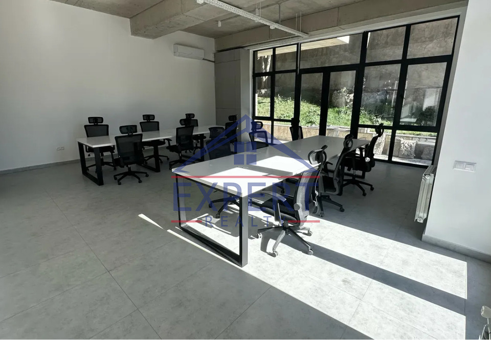 ՔԱՆԱՔԵՌ-ԶԵՅԹՈՒՆ, ՊԱՐՈՒՅՐ ՍԵՎԱԿ ՓՈՂՈՑ, 125ՔՄ