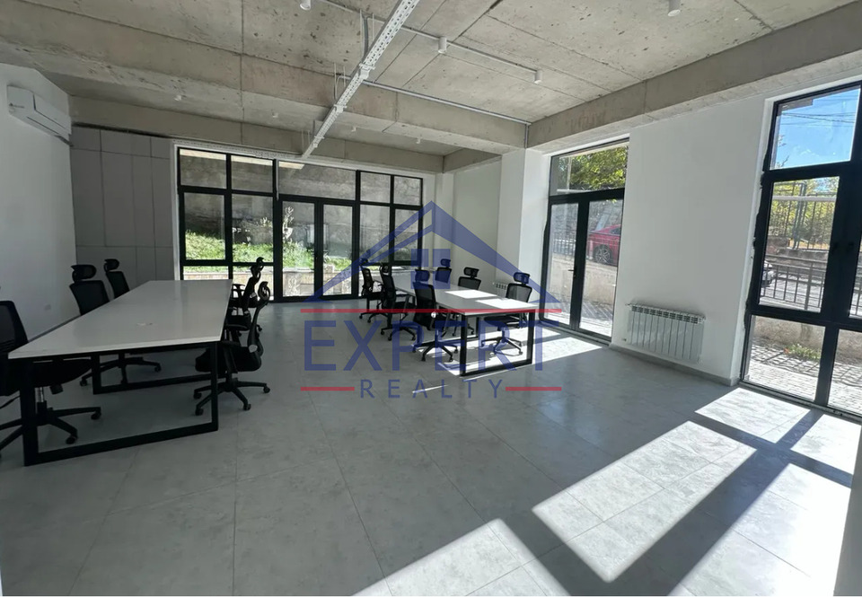 ՔԱՆԱՔԵՌ-ԶԵՅԹՈՒՆ, ՊԱՐՈՒՅՐ ՍԵՎԱԿ ՓՈՂՈՑ, 125ՔՄ