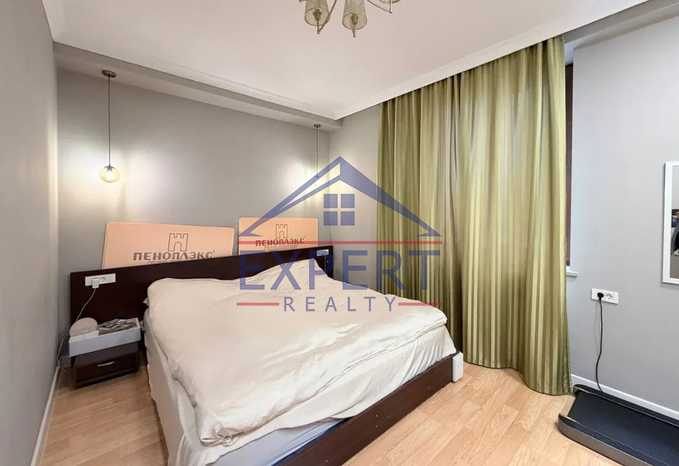 ԿԵՆՏՐՈՆ, ԱՐԱՄԻ ՓՈՂՈՑ, 4 ՍԵՆՅԱԿ