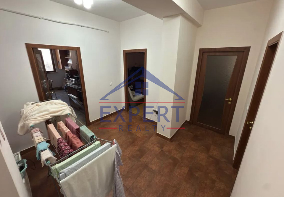 ԱՐԱԲԿԻՐ ՎԻԿՏՈՐ ՀԱՄԲԱՐՑՈՒՄՅԱՆ  3 ՍԵՆՅԱԿ